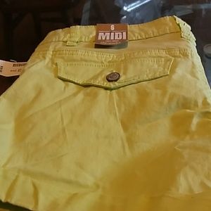 Woman shorts